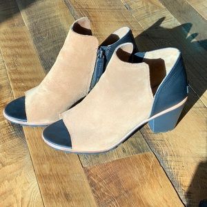 Sorel open toe boots. Wedges